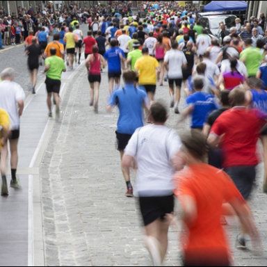 Sportmedizin Darum Schlagen Sportlerherzen Langsamer 20 Minuten