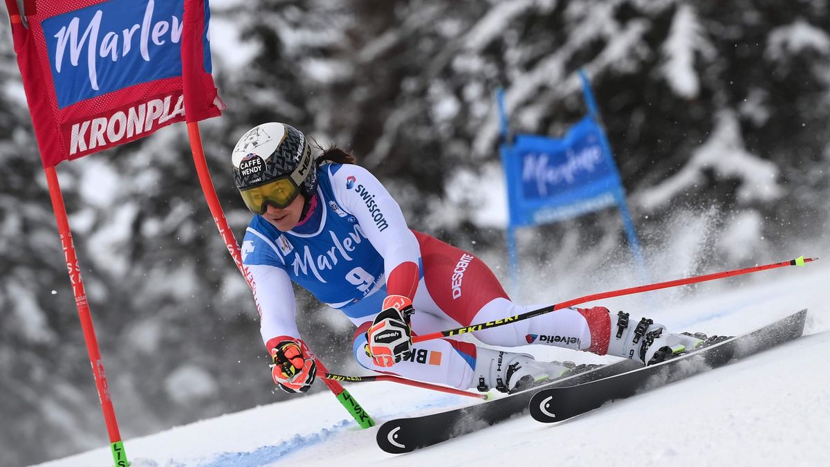 Ski alpin: Shiffrin remporte le combiné, Michelle Gisin s ...
