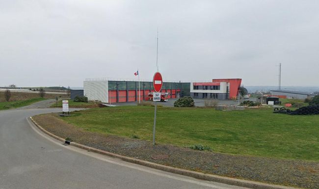 C’est sur le parking de cette caserne de pompiers que la jeune femme a accouché d’une petite fille.