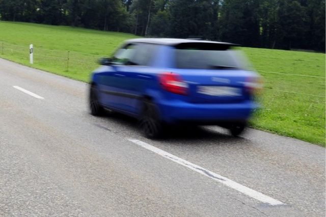 In Elsau und Neftenbach wurden am Gründonnerstag zehn Raser von der Polizei gestoppt.