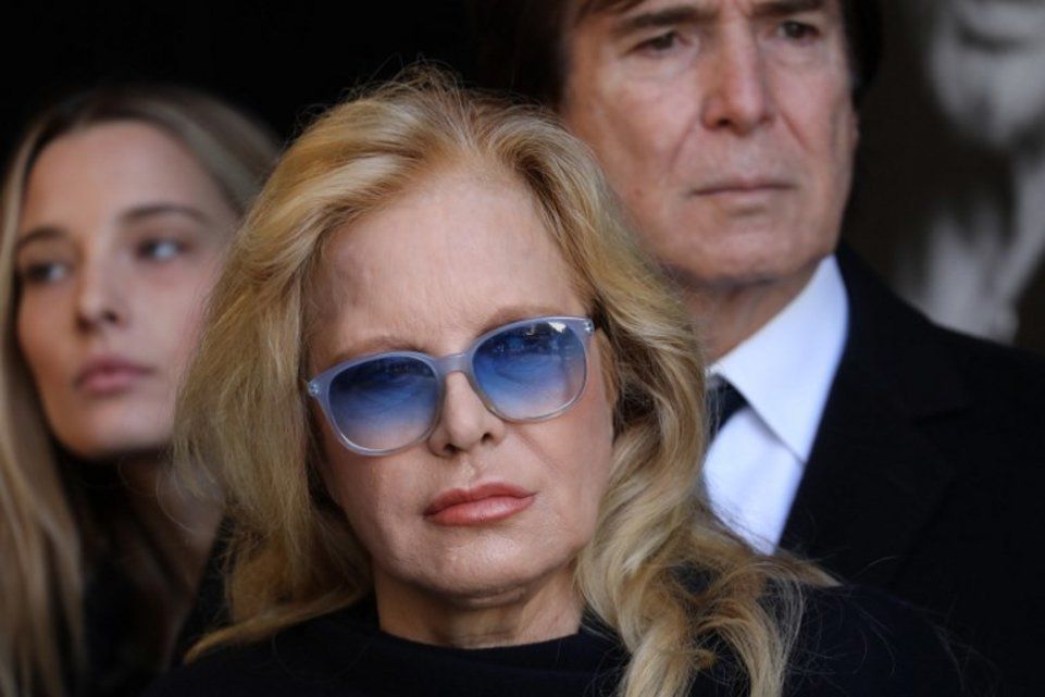 France Que Fera Sylvie Vartan A L Anniversaire De La Mort De Johnny Le Matin