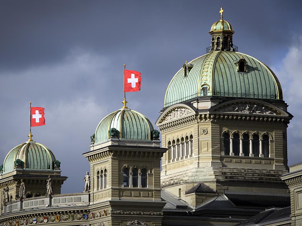 Du personnel de trois hôtels de Berne a été testé positif au coronavirus (photo symbolique)