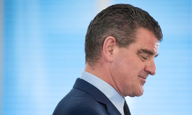 Wie Peter Spuhler Um Sein Lebenswerk Kampft Tages Anzeiger