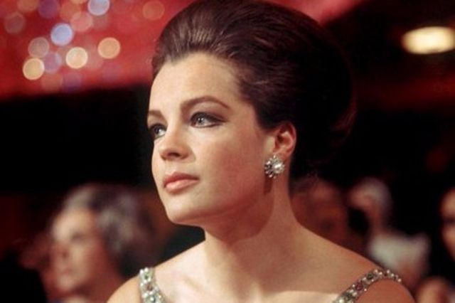 à Quel âge Est Morte Romy Schneider France – La tombe de Romy Schneider a été profanée | Tribune de Genève
