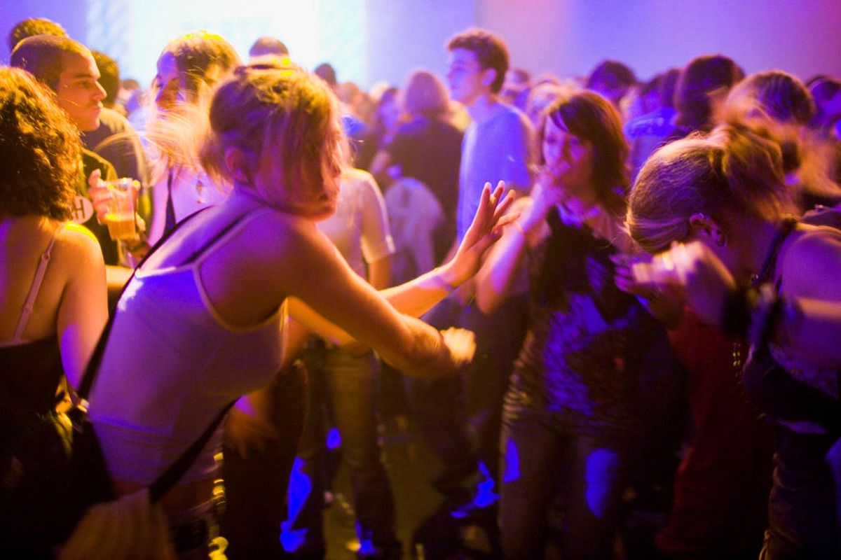 Die Mehrheit der Fälle habe sich im oder nach dem Ausgang ereignet. Die Mehrheit der Fälle habe sich im oder nach dem Ausgang ereignet.