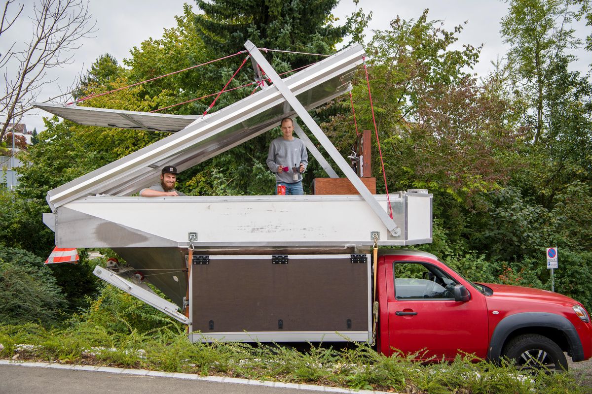 Erfinder vom Zürichsee – Ihr Pick-up ist Wohnmobil und Schiff zugleich - Vimarsana News