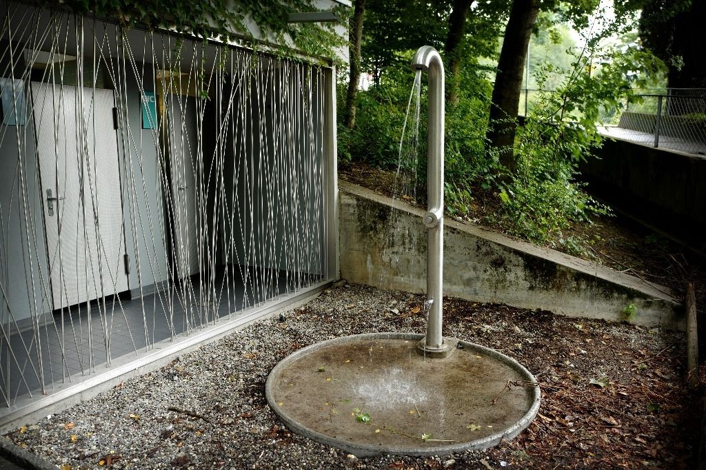 Le sentier des Falaises retrouve enfin sa douche publique Tribune de