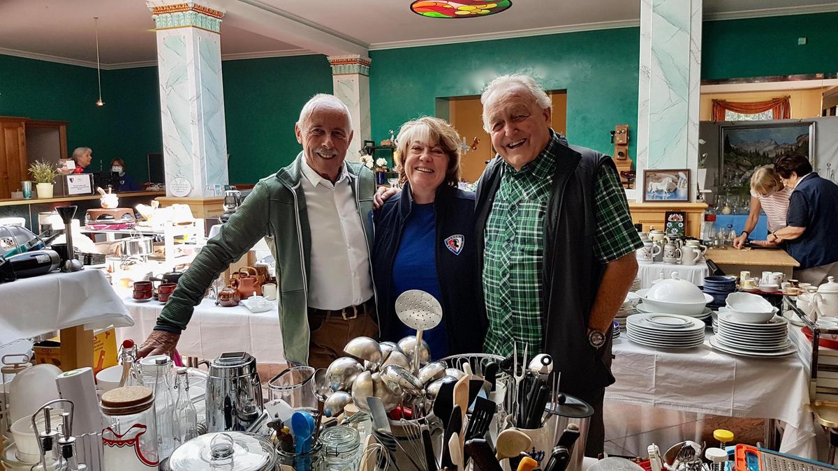 Flohmarkt Mürren – Die Franken klingeln in der Kasse der «Bondies» - Vimarsana News