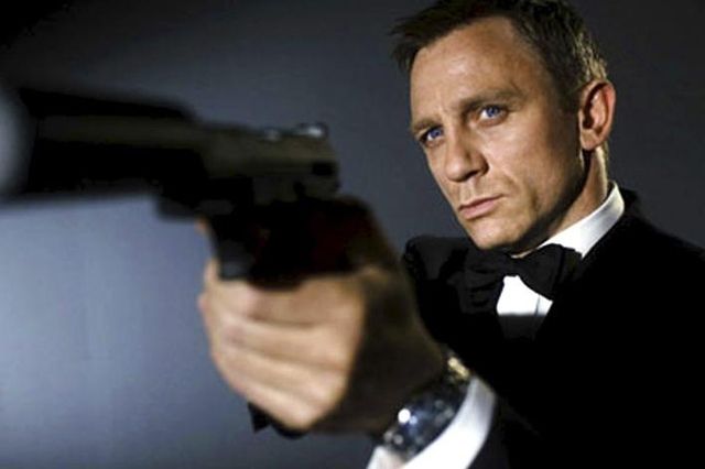 Combien Daniel Craig A Fait De James Bond Fait divers – Des «vilains» volent les voitures du prochain James Bond