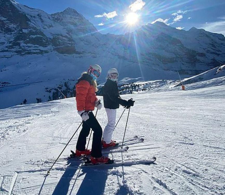Die Familie um den ehemaligen Diplomaten verbrachte ihren Skiurlaub in Wengen. 