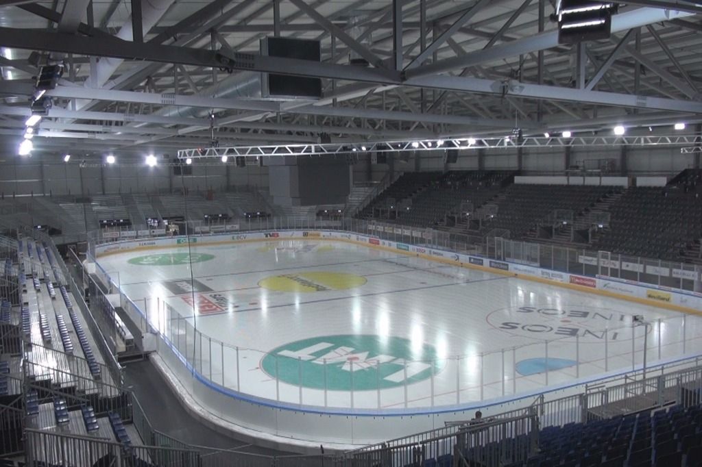 [VIDEO] Découvrez la nouvelle patinoire de Malley