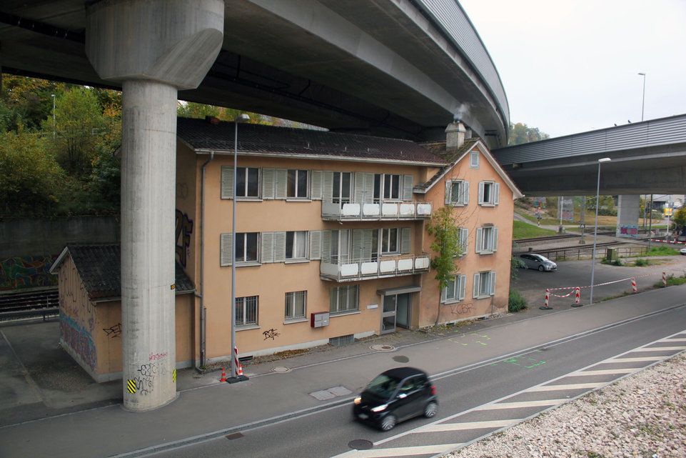 Das Haus, das 50 Jahre der Autobahn trotzte TagesAnzeiger