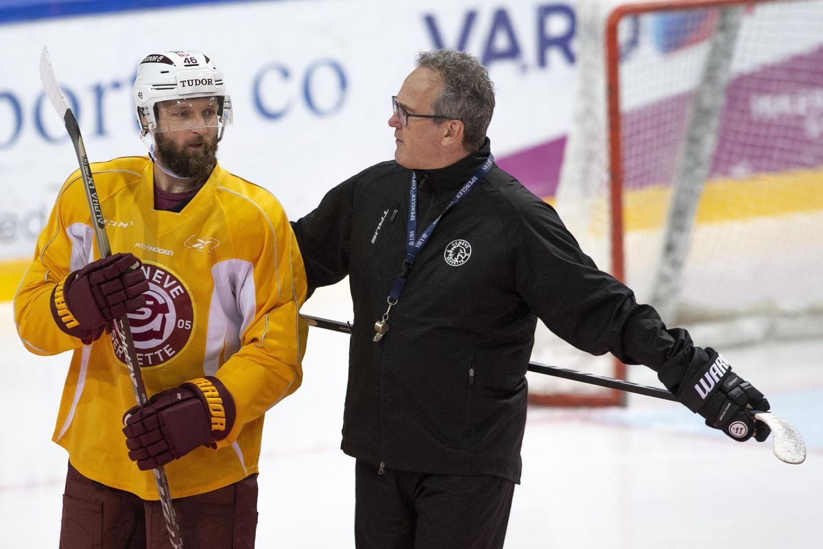 Hockey sur glace – Des sourires et des absents chez les Aigles - Vimarsana News