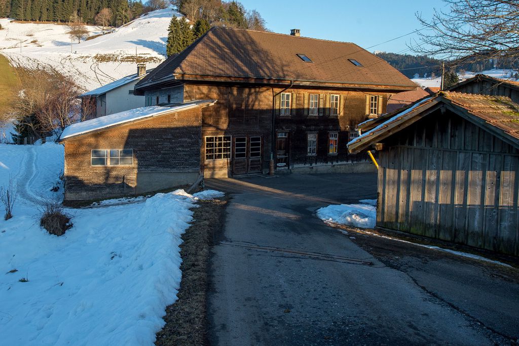 Neue Unterfluranlage in Goldiwil Berner Zeitung