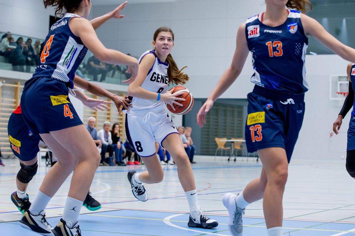 Le basket sort de son estivation: Genève Élite est prêt à redécoller, entre stabilité et incertitude Le basket sort de son estivation: Genève Élite est prêt à redécoller, entre stabilité et incertitude