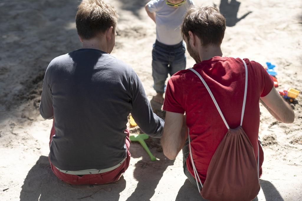 Die «Ehe für alle» befindet sich derzeit in der parlamentarischen Beratung. Gleichgeschlechtliche Paare sollen das Recht bekommen, Kinder zu adoptieren. 