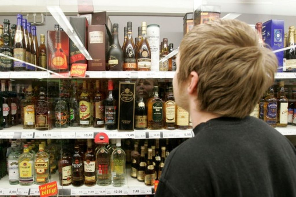 Suisse La vente d'alcool aux mineurs reste un problème 24 heures