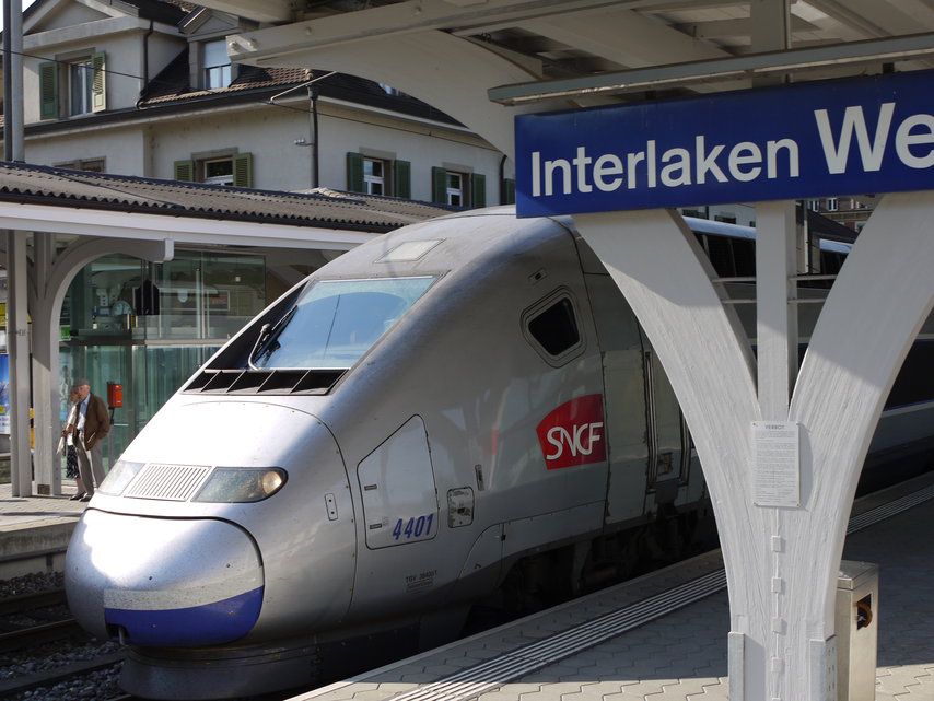 Erst Um 23 43 Uhr Kommt Der Tgv An Berner Zeitung