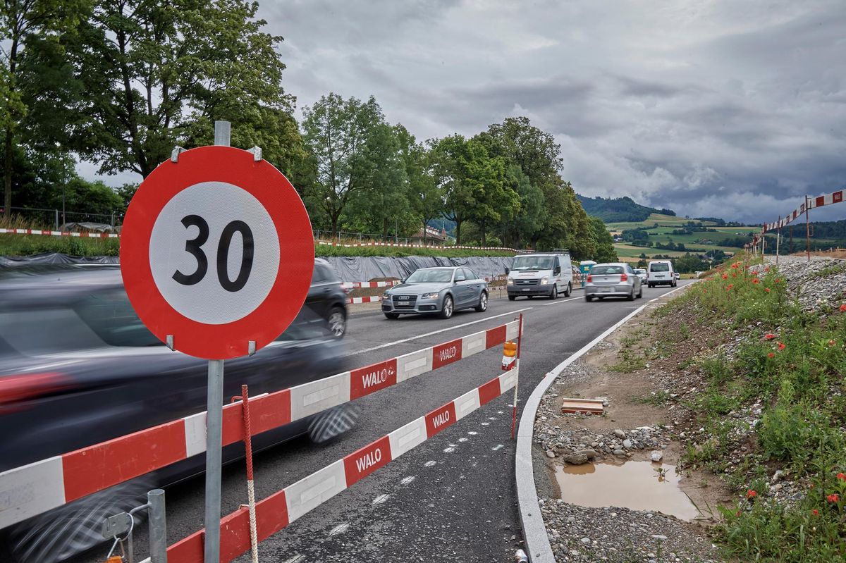 architekturkolumne baustelle wie lange betreiben wir noch strassenausbau fur pendlerstrome der bund