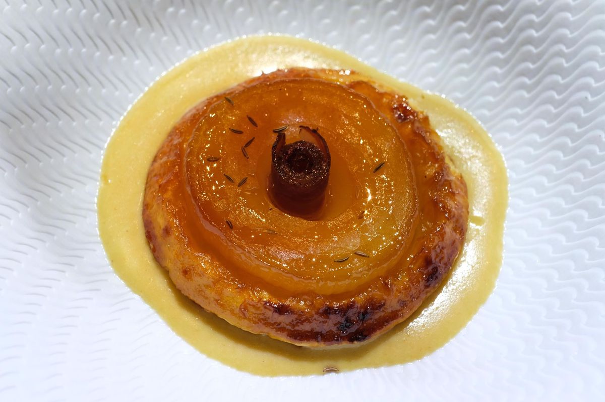 Thema Zibelemärit – dazu wird ein Tarte Tatin von der Zwiebel aufgetischt. 