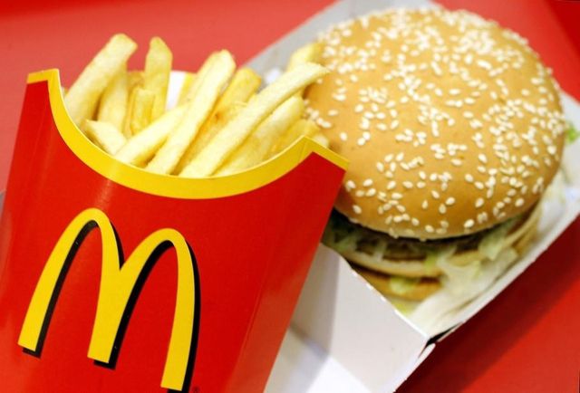 Alimentation Mcdonald 39 S Enregistre Une Forte Baisse De Son Benefice Tribune De Geneve