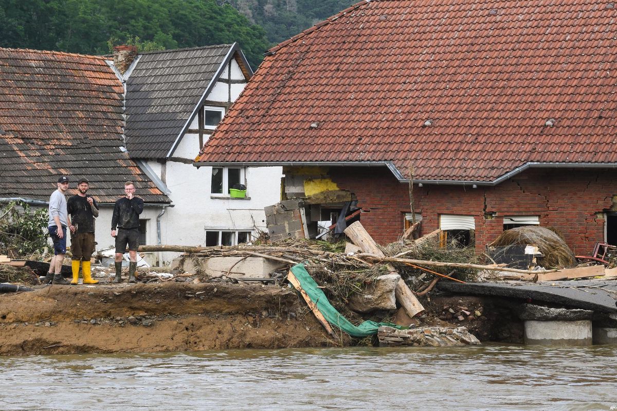 Au moins 183 morts en Allemagne – Angela Merkel au chevet des victimes des inondations meurtrières - Vimarsana News