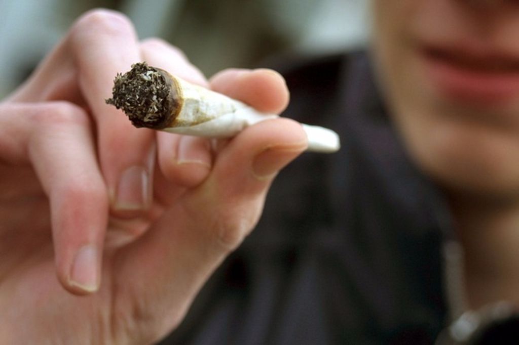 Lausanne pourrait tester le pétard légal