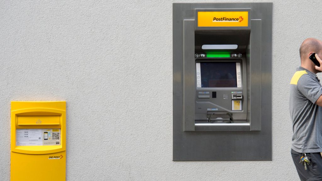 Postfinance muss 100'000 Karten ersetzen | Der Bund