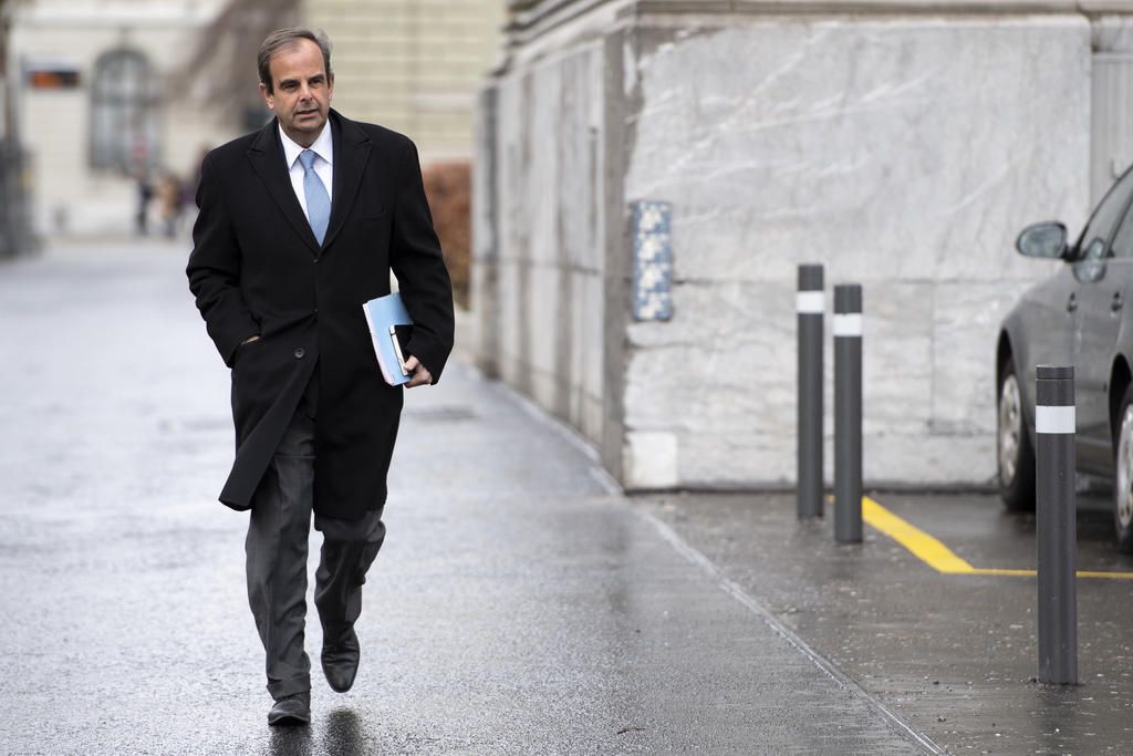 Auch CVP-Präsident Gerhard Pfister ist irritiert über Portmanns Aussage: «Das ist respektlos. Sie zeugt von einem mangelnden Demokratieverständnis.»