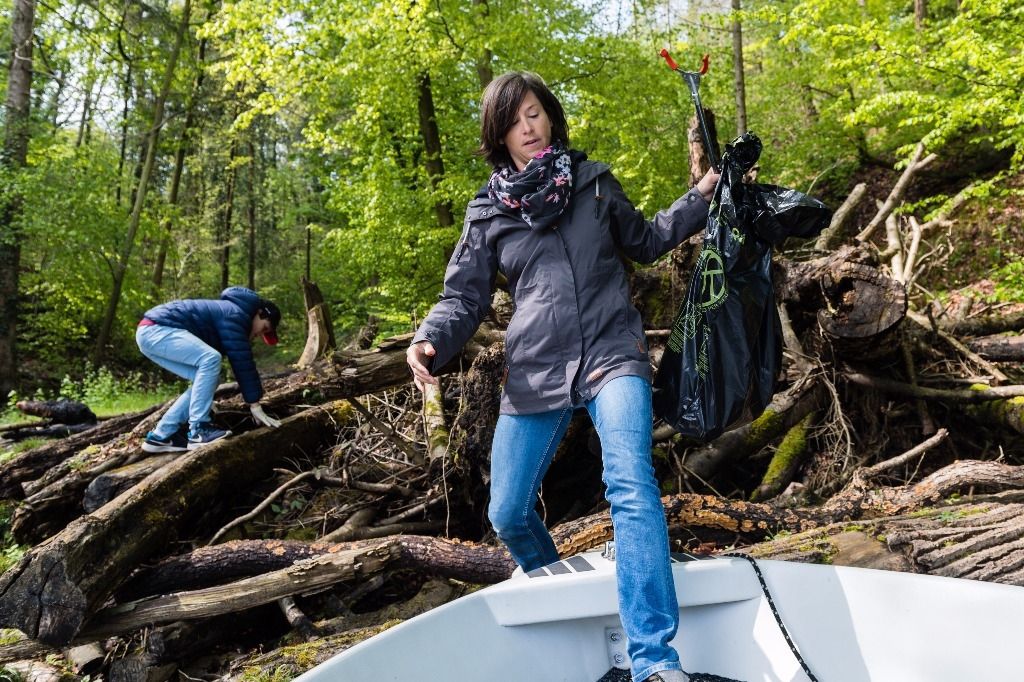 Erstaunliche Entdeckung prägt Putzaktion | Zürcher Unterländer