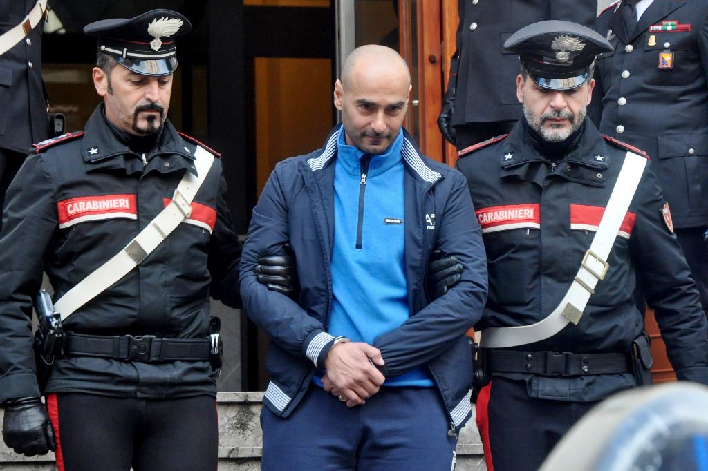 Au Cœur De La Mafia Criminalité – La mafia s'attaque à l'Europe de l'Est | Tribune de Genève
