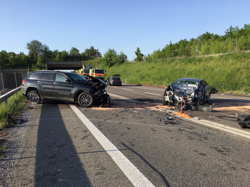 Ein Todesopfer Nach Unfall Auf Der A4 Tages Anzeiger