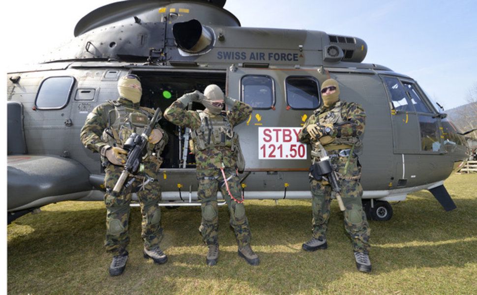 arm-e-suisse-forces-a-riennes-en-plein-exercice-dans-le-ciel-romand