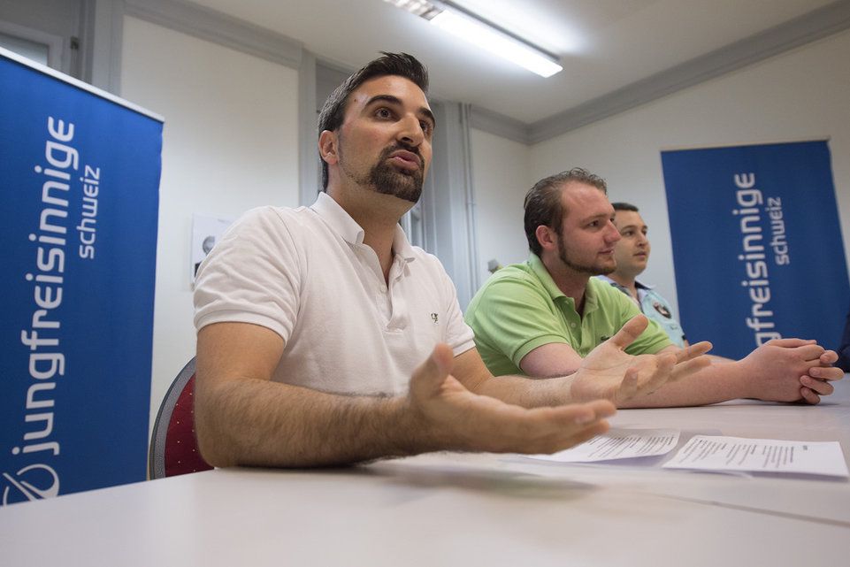 Im März wird über ihren Vorstoss abgestimmt: Die No «Billag»-Initianten. (11. Juni 2014)