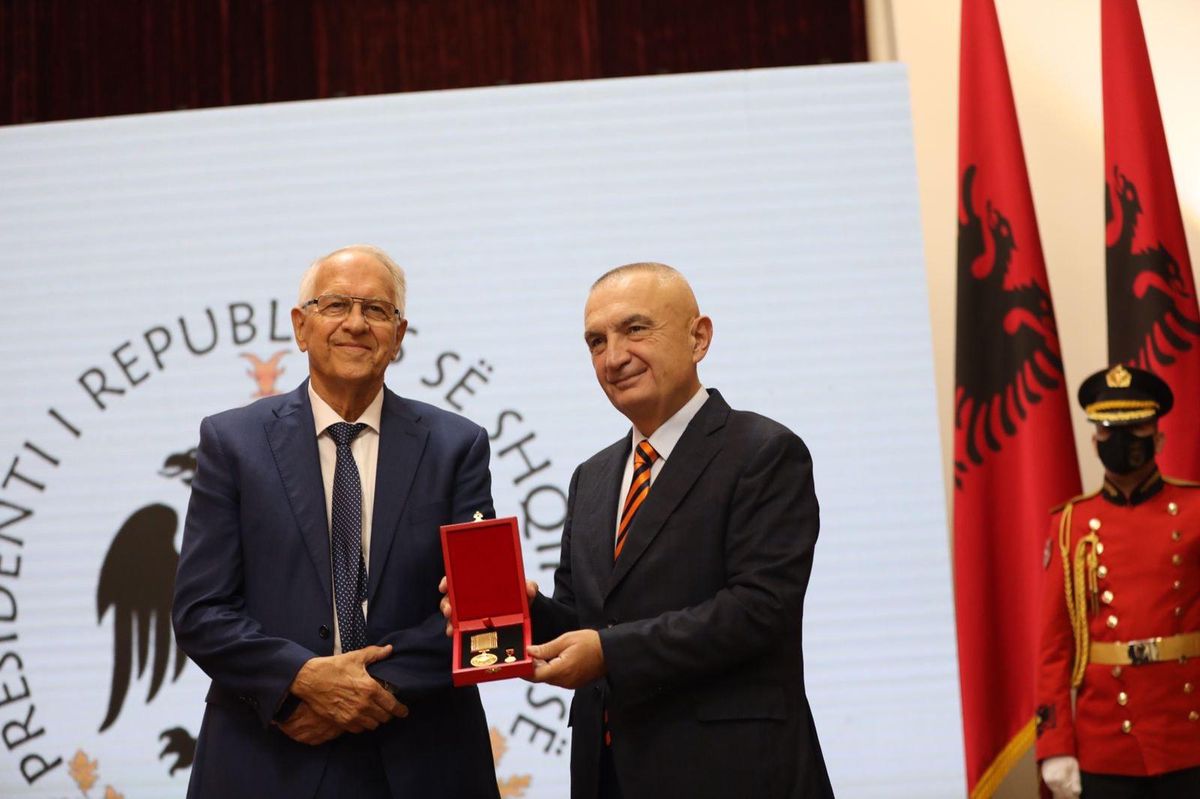 Aide &agrave; l&rsquo;enfance - Un Genevois honor&eacute; par l&rsquo;Albanie pour le travail de son association