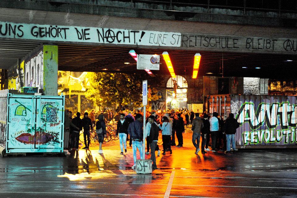 29 Verhaftete bei Antifa-Demo in Bern | Tages-Anzeiger
