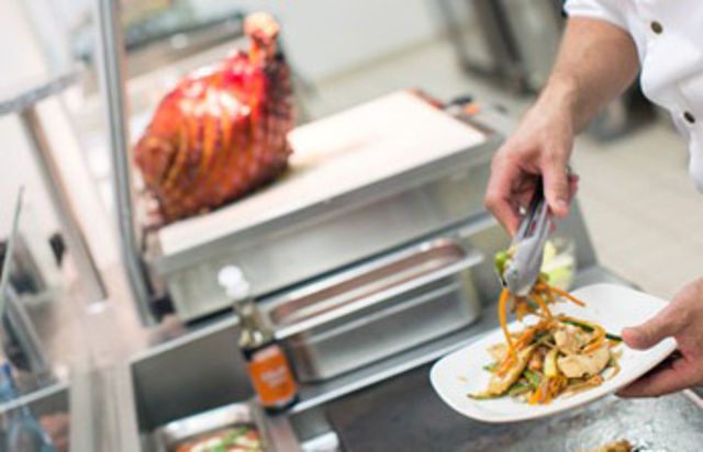 Des employés du groupe de restauration rapide Elior sont pistés.