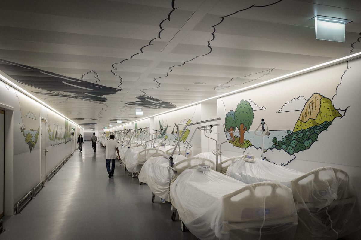 Épidémie de Covid à Genève: Les hospitalisations reculent après un pic record Épidémie de Covid à Genève: Les hospitalisations reculent après un pic record