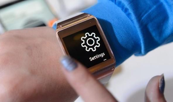Tag Heuer négocie avec Intel pour lancer une montre connectée en 2015-2016  | Bilan