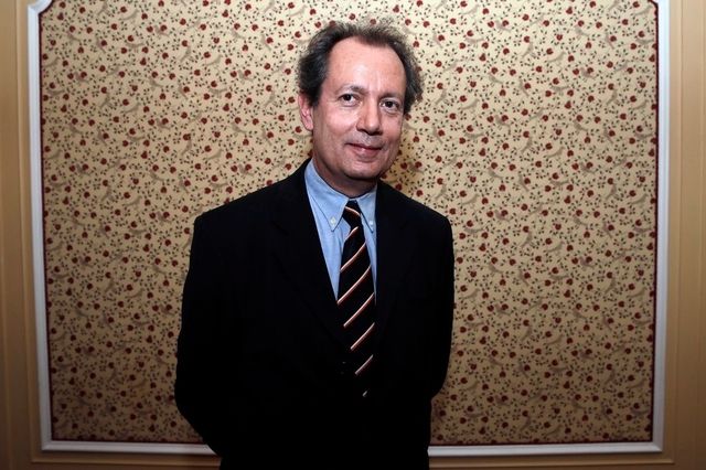 Jean Rene Van Der Plaetsen Laureat Du Prix Interallie 24 Heures