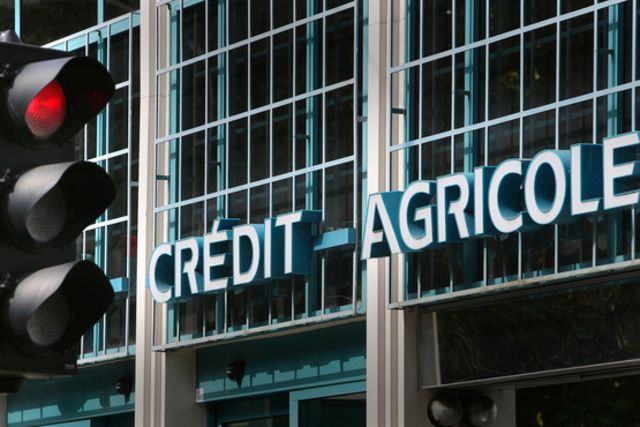 Banques - Crédit Agricole trébuche après publication des ...