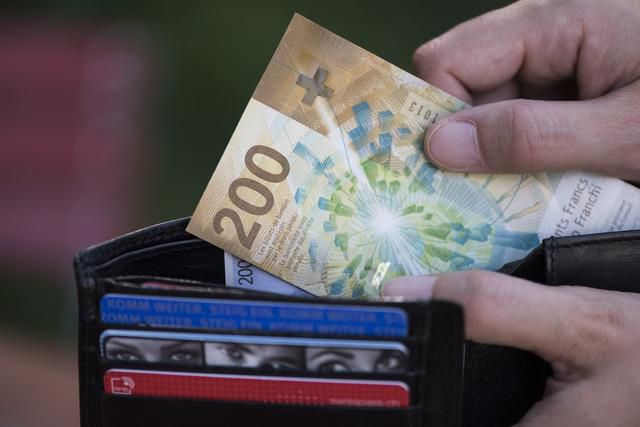 Le duo se trouve désormais en détention préventive.