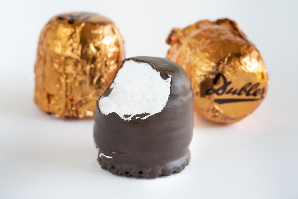 Seit dem Migros-Aus ist die Nachfrage nach den Dubler-Mohrenköpfe enorm gestiegen. 