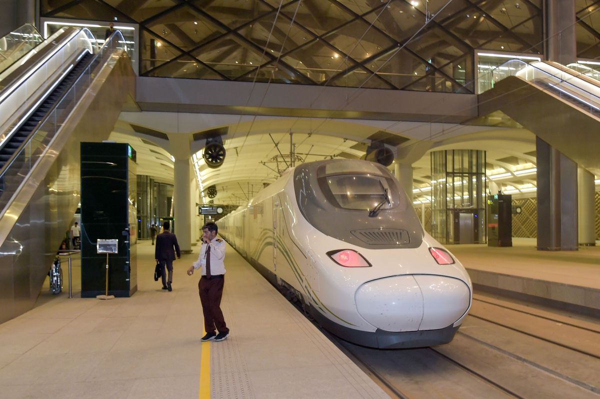 Le train construit par les Espagnols entre La Mecque et M&eacute;dine. (Getty)
