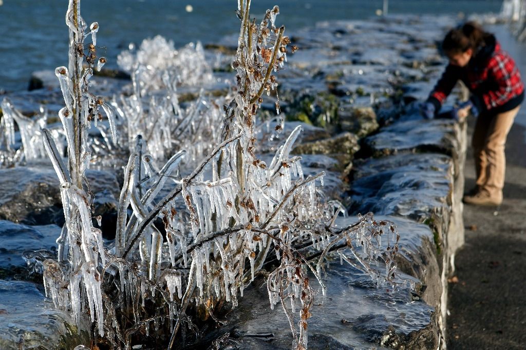 Canton de Neuchâtel - La Fête du froid attire toujours plus à La Brévine | Tribune de Genève