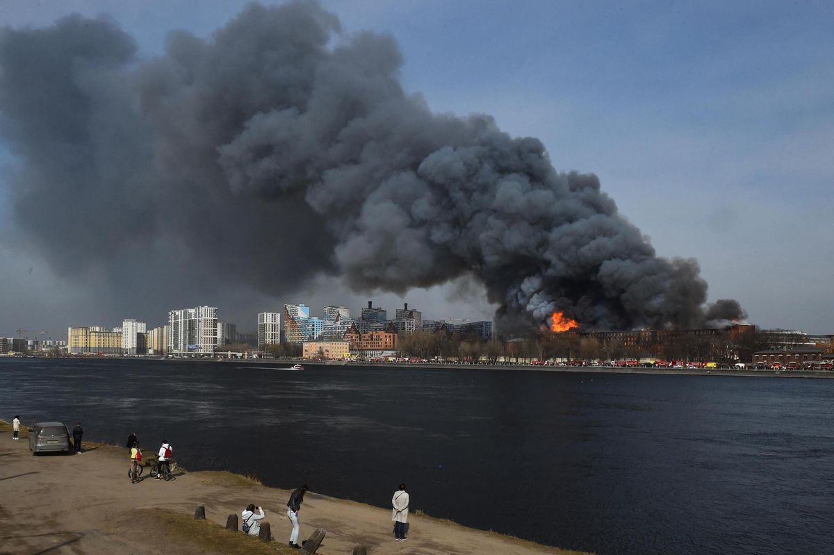 Bruler Le Feu Rouge En Anglais Fabrique historique – Un gigantesque incendie s’est déclaré à Saint