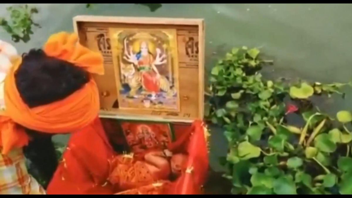 Afrique Du Sud La Femme Enceinte De 10 Bebes A Ete Arretee Minutes