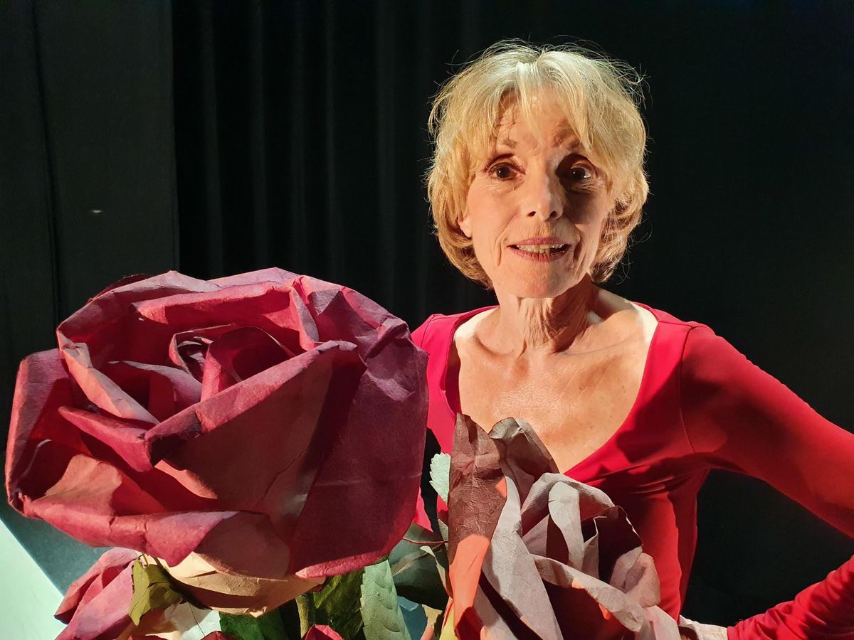 Auszug aus dem Badischen Bahnhof – 40 Jahre Förnbacher Theater enden mit einer offenen Zweierbeziehung - Vimarsana News