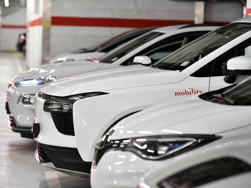 Umfrage zur Mobilität – Zwei Drittel der Schweizer Bevölkerung wollen Autoverkehr reduzieren - Vimarsana News