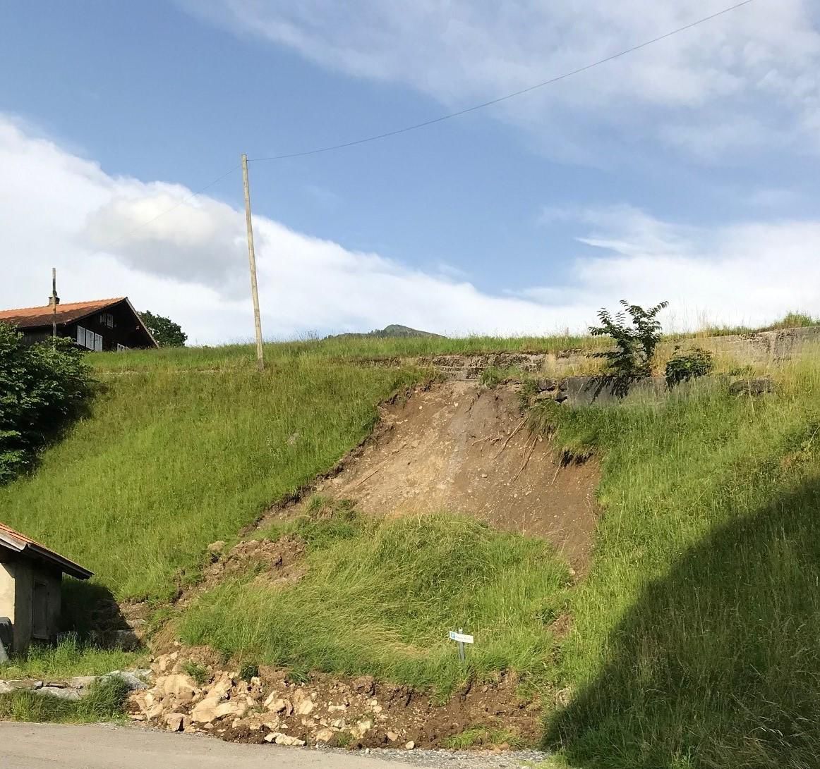 Schäden in Hasliberg – Murgang nach Unwetter kappte Erschliessungsstrasse - Vimarsana News